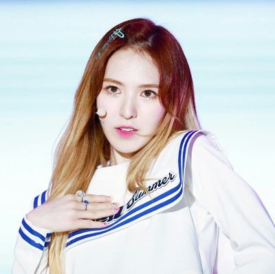 Roleplayer of Wendy (웬디) from Red Velvet —  est. 1994