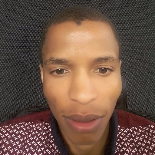 lebogoofentswe's profile picture. 