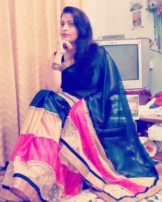 mridushi77's profile picture. An painting Artist, graphic designer, quotes writer & novelist..