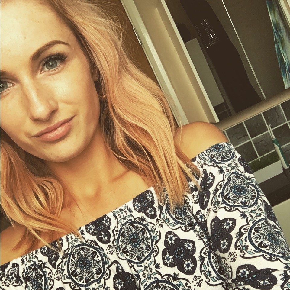 EmmaLabrum's profile picture. ✨