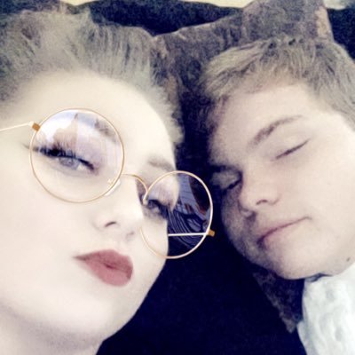 WesandKirsten's profile picture. Just started a new vlog channel subscribe to us at KirstenandWes