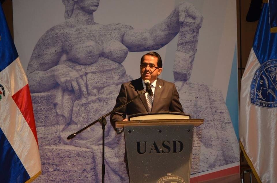 RAMONUASD's profile picture. Papá, Lingüista, UASDiano