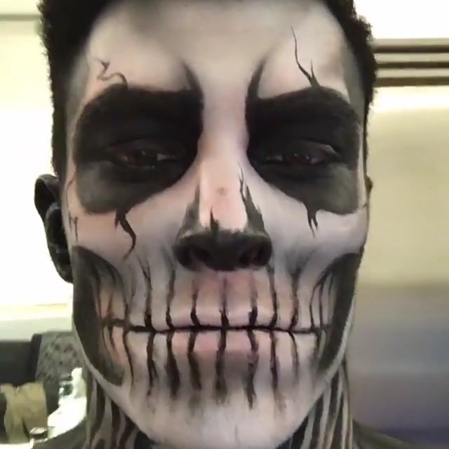 lazcuraiin's profile picture. Soy una persona muy amigable que más se puede pedir😜😜😜