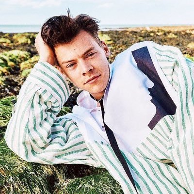 Hi!This is a free follow.So please don't follow me.Follow @lostonstyles Love u 💋✌🏻️