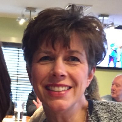 Mom of 4 who loves cooking, teaching and summer! Baseball, softball and soccer rule #manymilesinthevan