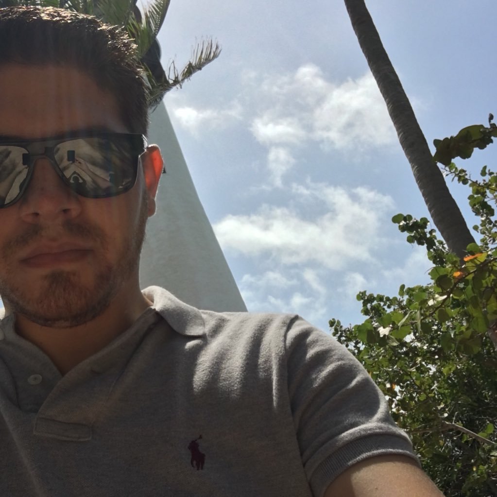 antohm90's profile picture. Giving thanks to God for what we have, there the art of living begins. Cargill CR. Pd: Gracias por stalkearme.