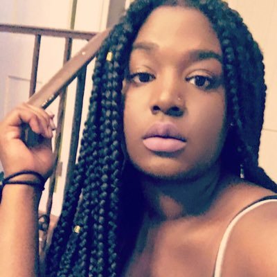 Yves_StLauren's profile picture. Pure.