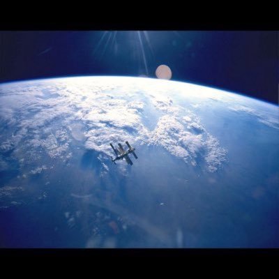eiiiide's profile picture. ...