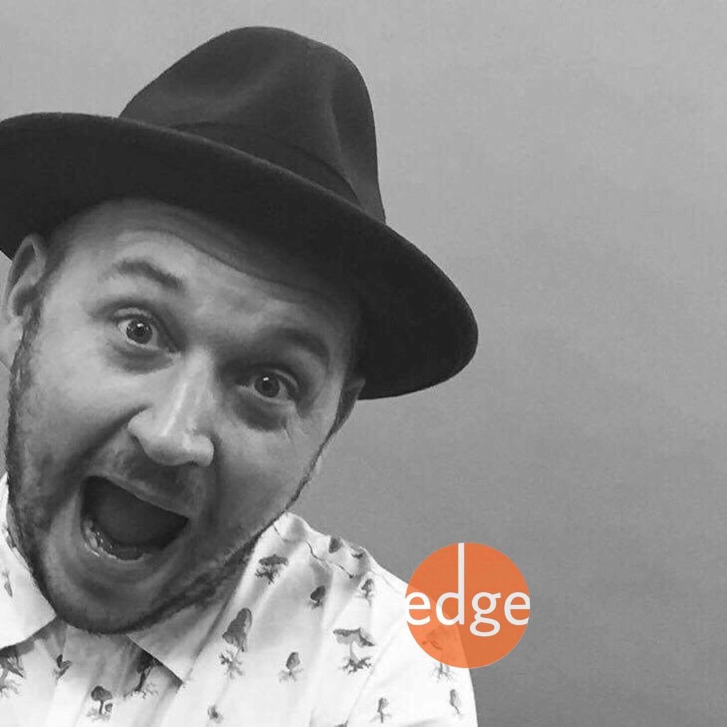 #AnthonyEDGE English Hairdresser who delivers #EDGEducation Show, Seminars & InSalonSessions, All over the USA #Edge74 #EDGEacademy #OrangeEDGEcomb #EDGEshears