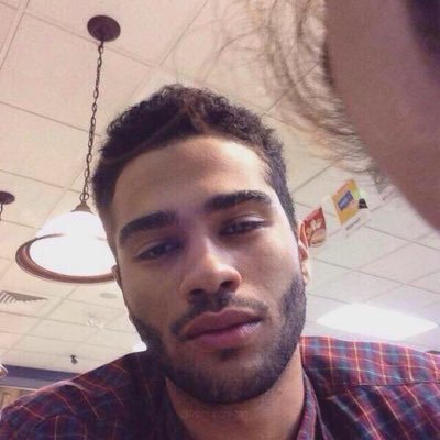 abdiirahman1's profile picture. old account got hacked 😤