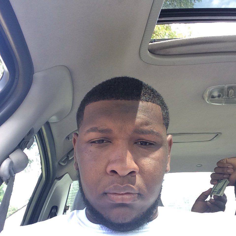'#jacksoncollege River rouge jv head coach 8-0 also varsity offensive line assistant coach