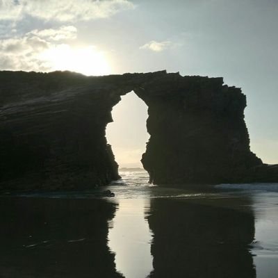 ManuPGiraldez's profile picture. Navegando los mercados financieros con visión y disciplina. 📊🚀 Forjando cuerpo y mente en el gimnasio con determinación. 💪🏼🏋🏻‍♂️ #Finanzas #Fitness