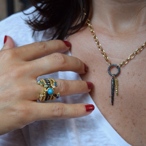 DelphineJewelry's profile picture. French-born Delphine Leymarie sculpts chic modern jewelry in #recycled 18k gold & silver, following her desire to create edgy and mindful #luxury