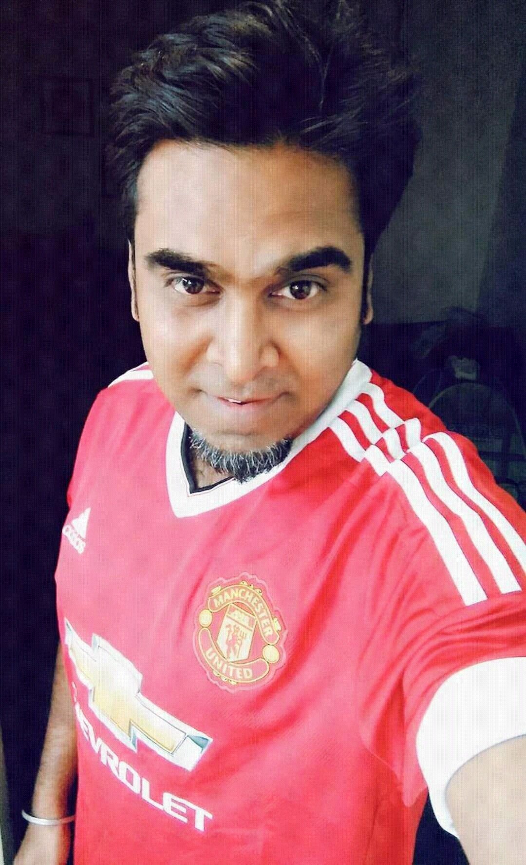 Singhdev13's profile picture. 
