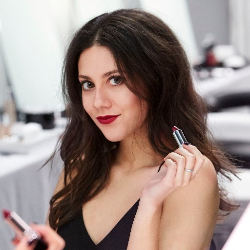 riannstar's profile picture. 👡 Timeless & Sustainable Fashion Advocate
⭐️ Business inquiries: riann@riannstar.com