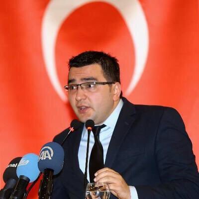 BRSCVR's profile picture. 📚Düş İşleri

📚Söz Veriyorum Anne kitapları yazarı

📽️Engel-Siz filmi yönetmeni

🏛️GBB Kültür ve Sanat Merkezi Müdürü

💬hayal kurucu /🛃okuyucu/🗣️anlatıcı