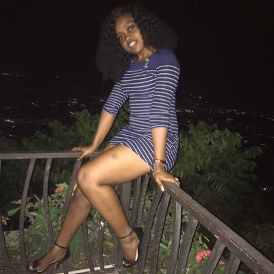 j_jean93's profile picture. 👩🏽