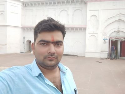 अपनी मेहनत और समाज सेवा से अपने आप को समाज में स्थापित करना।।।