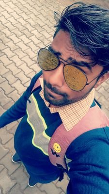 Harshak55111367's profile picture. M single but not free