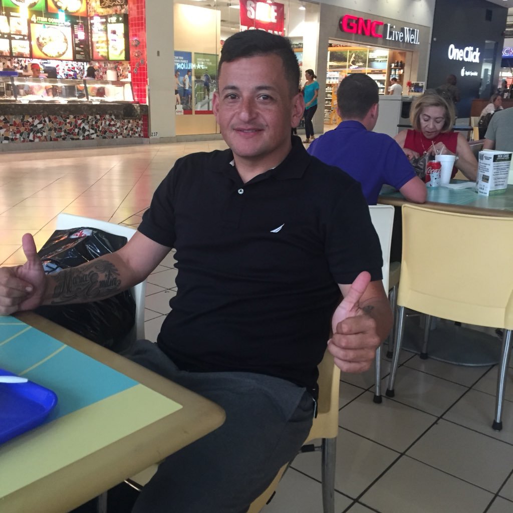 velastegu's profile picture. Coronel  de Policía de E.M Licenciado Ciencias Politicas, Abogado de los Tribunales, Magister en planificación estratégica y seguridad ciudadana