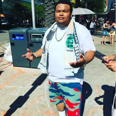 bbeeezzyy's profile picture. 