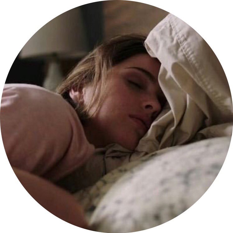 rpwmaliia's profile picture. 