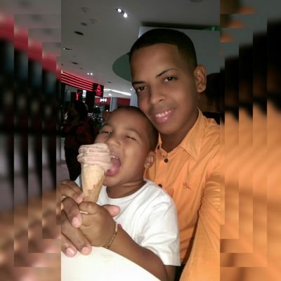 Bueno k les puedo desir soy un chiko cheveree mido 6 indio claroO me y me gusta bailar y compartir con mis compañerosS mi numeroO es 829-830-2488