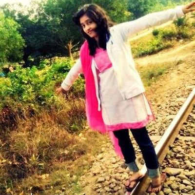 লোকে বলে ভুল থেকেই শিক্ষা আসে , তাই আমি যত বেশি সম্ভব ভুল করার চেষ্টা করছি ! শীঘ্রই আমি জিনিয়াস হয়ে যাব !