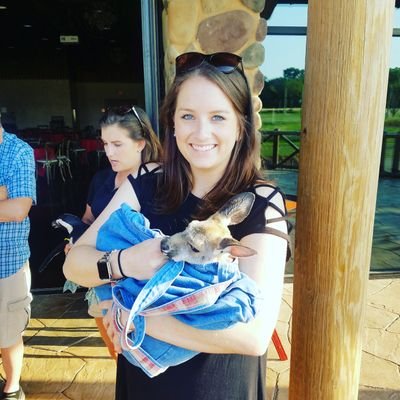 kealykm's profile picture. 🐕🐶🍍