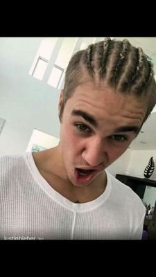 Mapsyupi's profile picture. °Justin me ayudo a creer en mi misma...
°Orgullosa de que sea mi idolo ♡
°Amo a Shawn Mendes, es una parte de mi vida..💙