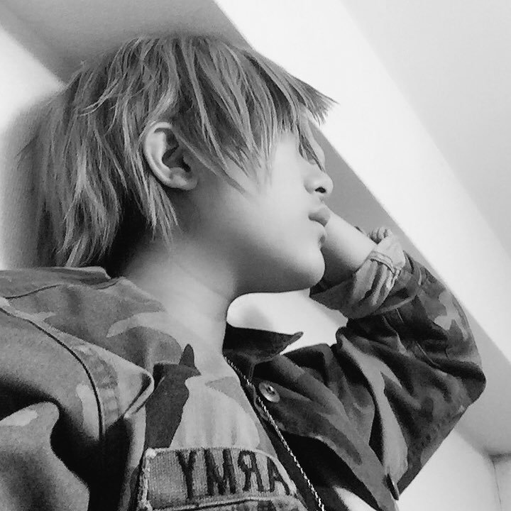 血硝子(しゅー)さんのプロフィール画像