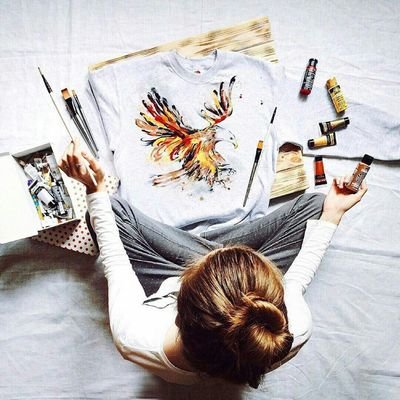 fille avec des ambitions.
j'adore le français, le thé vert et le son de l'organe..