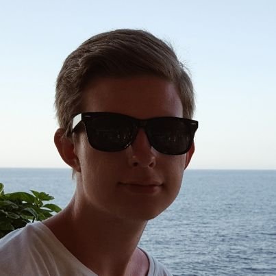 KevinErikssson's profile picture. Film, musik, serier, börsen, Örebro Sportklubb.