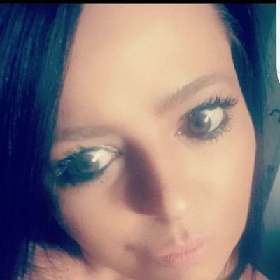 Lyndseybarratt3's profile picture. 