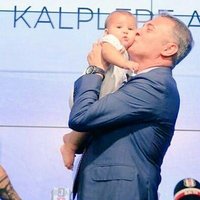 hakan aslan (@hakanas99271178) 's Twitter Profile