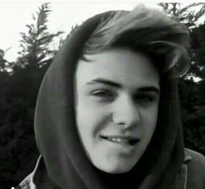 blessfede's profile picture. -1🐞