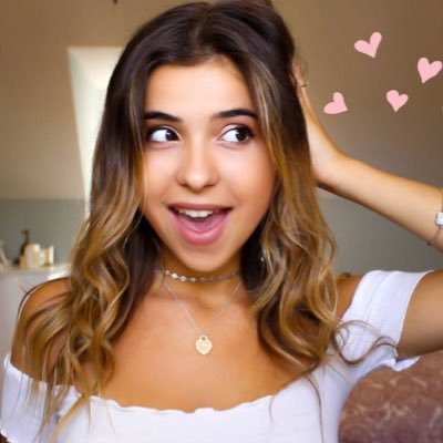 British/Maltese🇬🇧🇲🇹 | Aspiring travel&lifestyle vlogger✈️🌍🌞 | Insta: cescasworld_📸 | SUBSCRIBE TO MY YOUTUBE💗💗💗⬇️⬇️⬇️