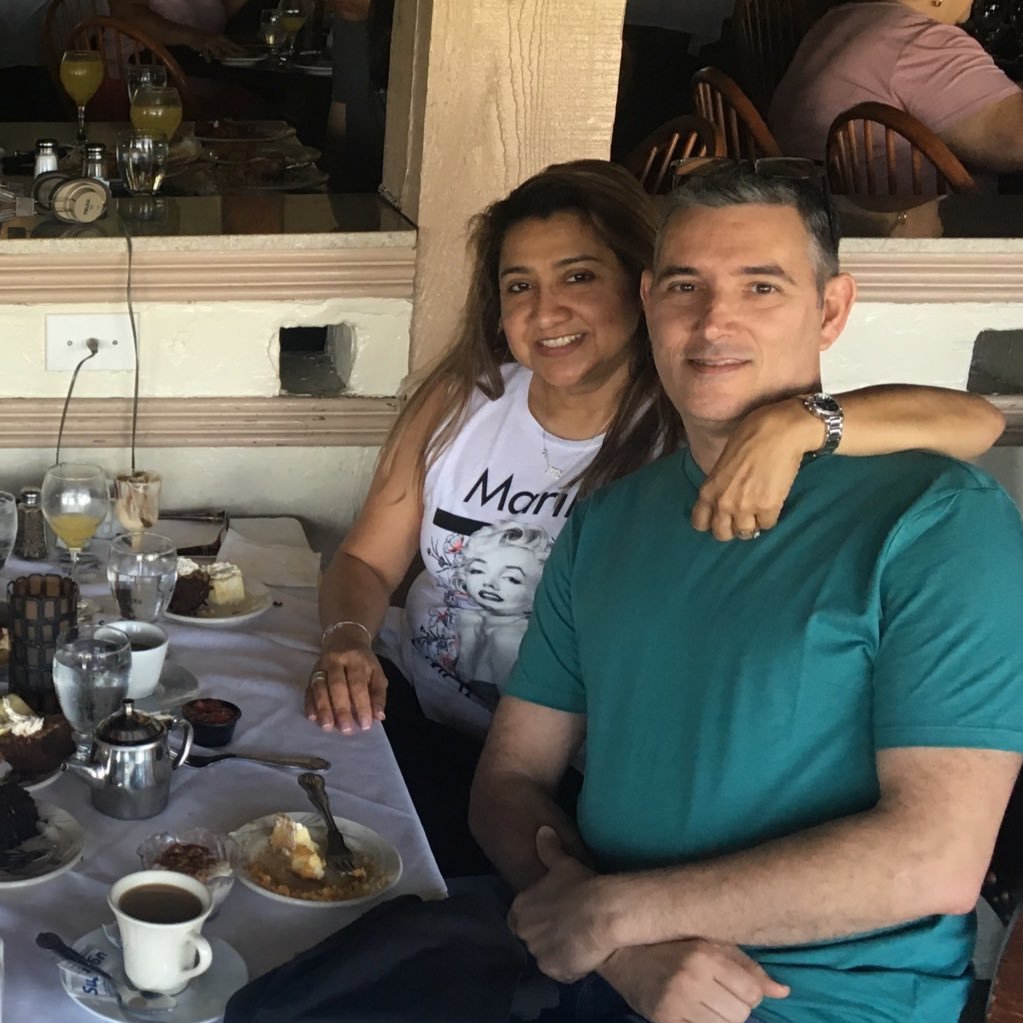 Miami food blogger, love family life, not a very good cook therefore we go out to eat a lot. I review the restaurants that I ❤️ ☎️maria@foodlvr.com