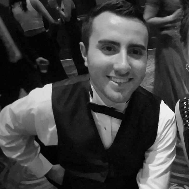AndrewDVera's profile picture. I'm an open book. Read me.