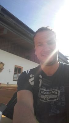 misterharibo's profile picture. 