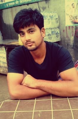 rmalla079's profile picture. student