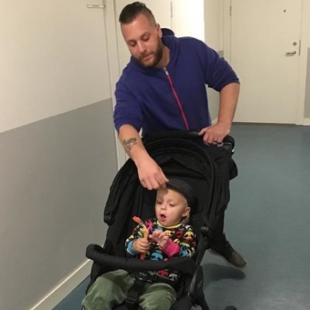 thestrollerdad's profile picture. Thestrollerdad barnvagnsfarsan Blivande 4 barnsfarsa. Bosatt i Järna/Södertälje. Förkärlek till vagnar, smarta tillbehör & funktioner.Över 100 vagnar provats