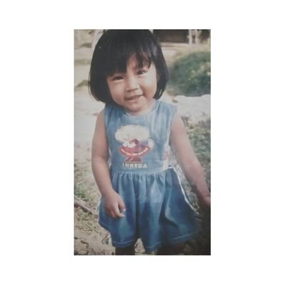 fangirl | a scaredy cat | a girl with a lot of nickname | line: aanisanh