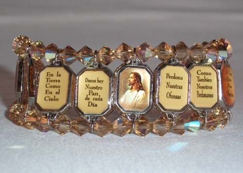 b_designsbyirma's profile picture. Beautiful Designs by Irma Pla, handmade jewelry with Swarovski crystals.