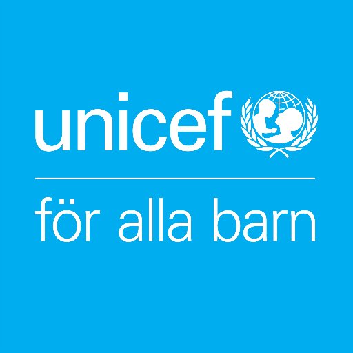 UNICEF är FN:s barnfond. Vi finns på plats världen över och ser bland annat till att barn vaccineras, får rent vatten, näringsriktig mat och får gå i skolan.