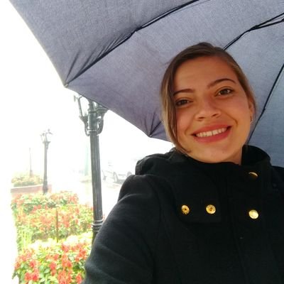 Programadora Java Web, amante de lógica de programação e pesquisa, buscando sempre estar atualizada e aprender novas tecnologias.