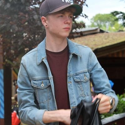 TaylorMade166's profile picture. Typically White
I do enjoy a doodle.

tea and pizza enthusiast🍕