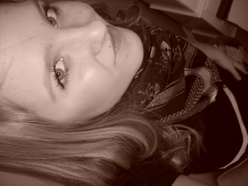 HEY, IM CASS :D