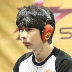 SuperNova StarCraft 2 Professional gamer / ROOT Gaming