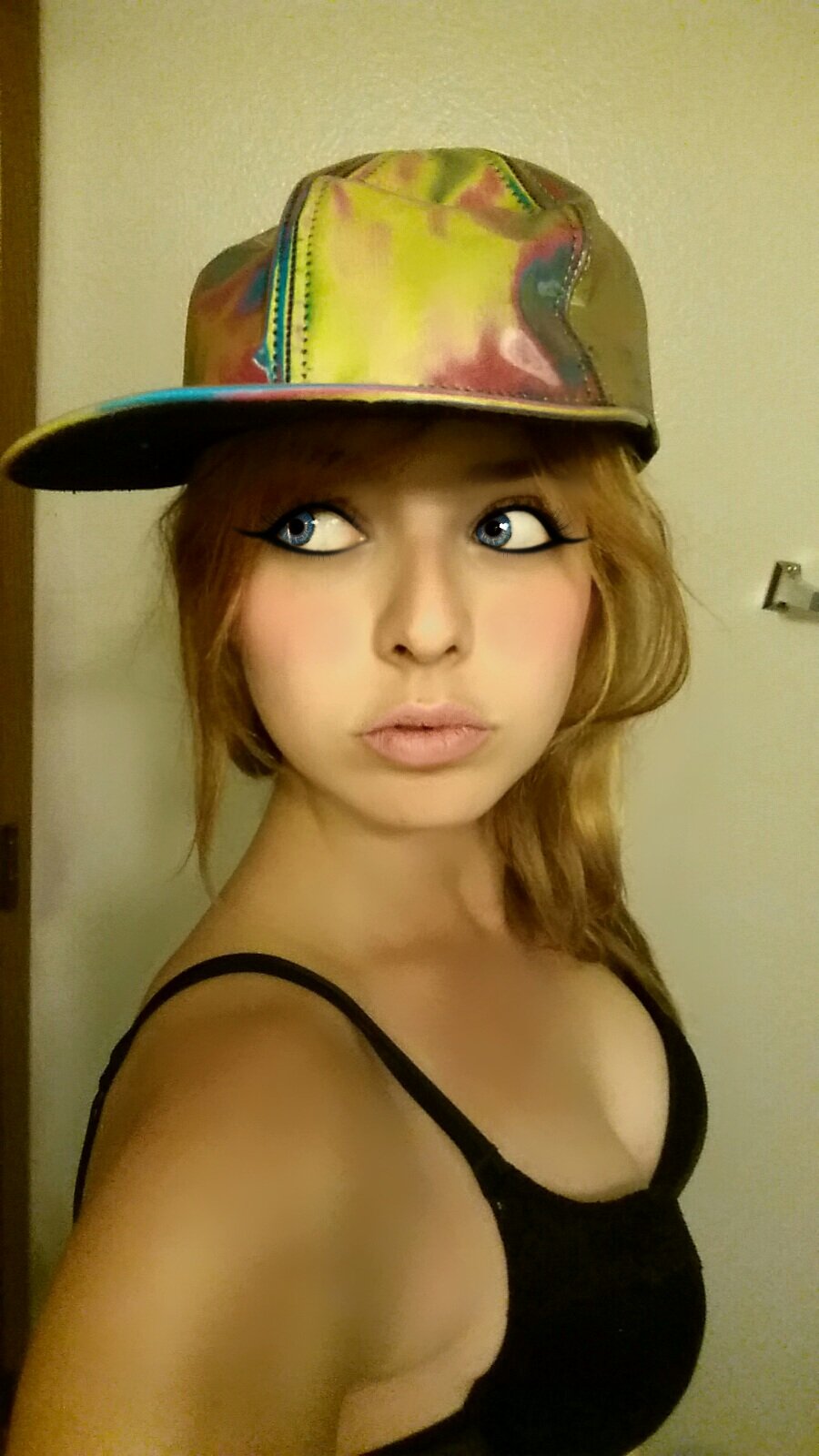 illektramusic's profile picture. I like caffeine, shiny things and not finishing what I